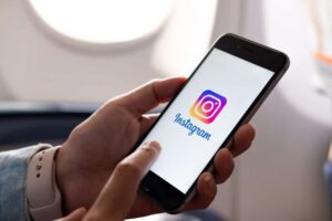 Restart the Instagram app